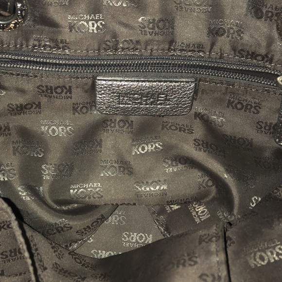 Michael Kors Purse Tote - Picture 2 of 7